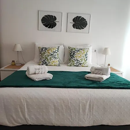 Carrera Houses Antela Apartment